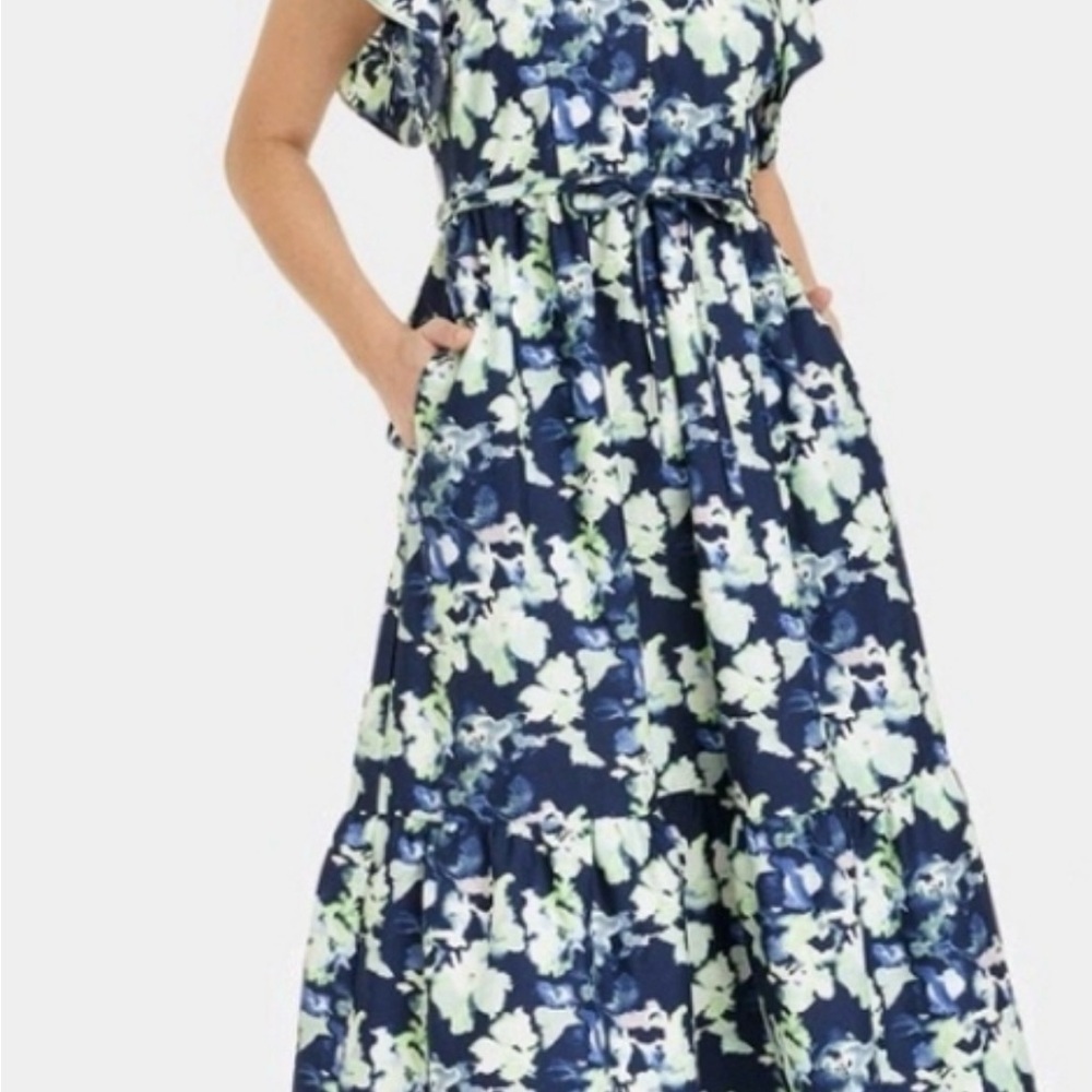 Flutter sleeve floral dress
